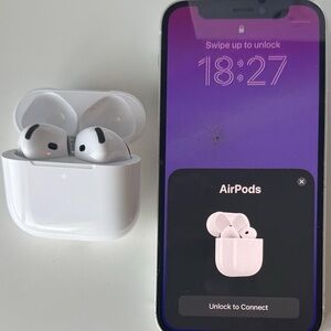 Apple AirPods with Charging Case - Sleek White